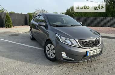 Седан Kia Rio 2012 в Одессе