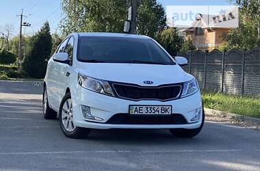 Седан Kia Rio 2012 в Днепре