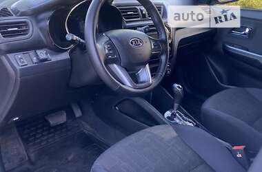 Седан Kia Rio 2012 в Днепре