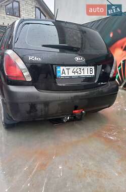 Хэтчбек Kia Rio 2009 в Богородчанах