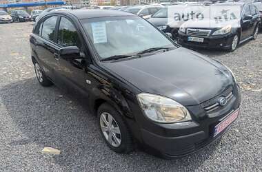 Хетчбек Kia Rio 2007 в Рівному