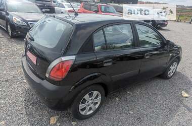 Хетчбек Kia Rio 2007 в Рівному