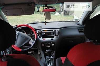 Хетчбек Kia Rio 2005 в Львові