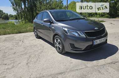 Седан Kia Rio 2013 в Рівному