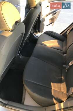 Седан Kia Rio 2011 в 