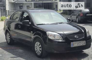 Седан Kia Rio 2007 в Львове