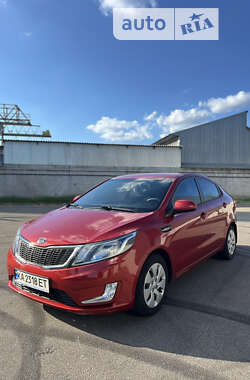 Седан Kia Rio 2012 в Киеве