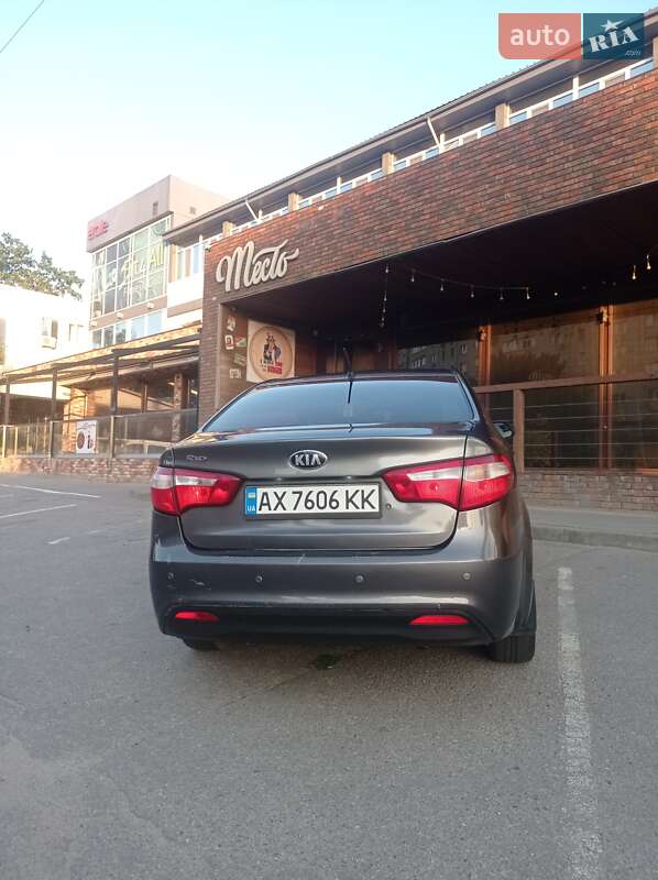 Kia Rio 2013 Kia Rio 2013