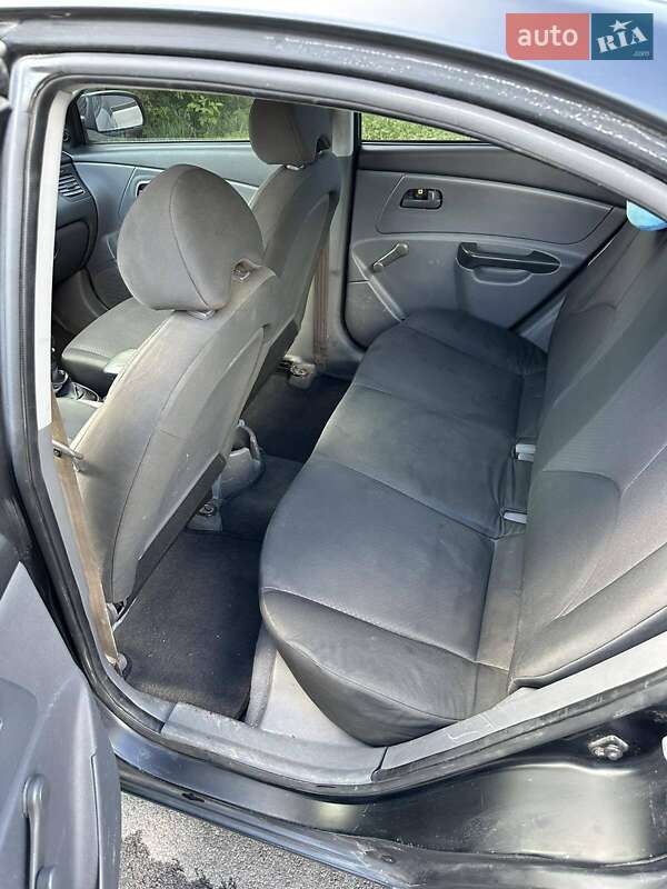 Седан Kia Rio 2011 в Харкові