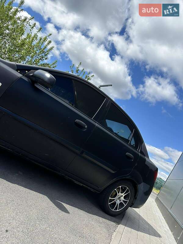 Седан Kia Rio 2011 в Харкові