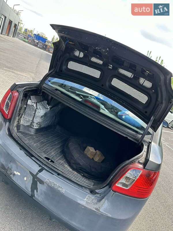 Седан Kia Rio 2011 в Харкові