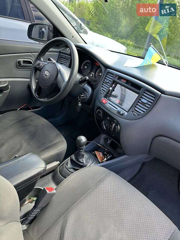 Седан Kia Rio 2011 в Харкові