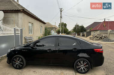 Седан Kia Rio 2012 в Ізмаїлі