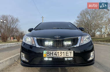 Седан Kia Rio 2012 в Ізмаїлі