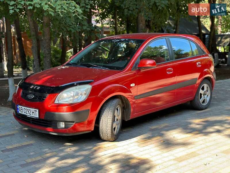 Хэтчбек Kia Rio 2005 в Бершади
