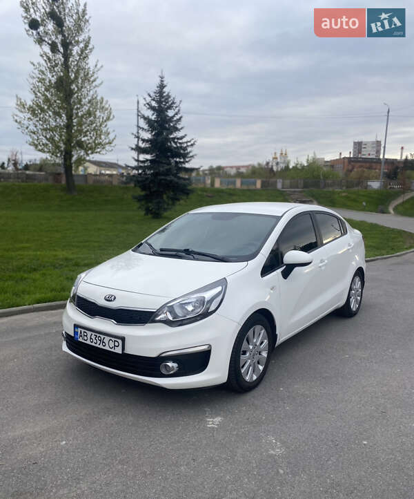Седан Kia Rio 2017 в Вінниці