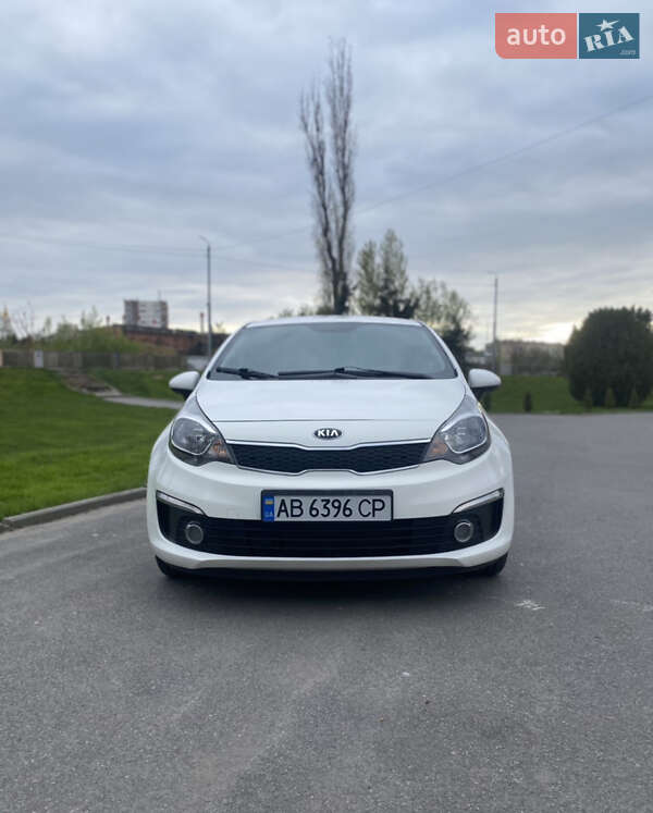 Седан Kia Rio 2017 в Вінниці
