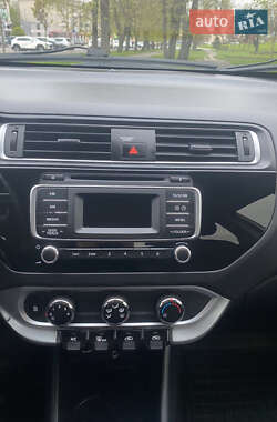 Седан Kia Rio 2017 в Вінниці