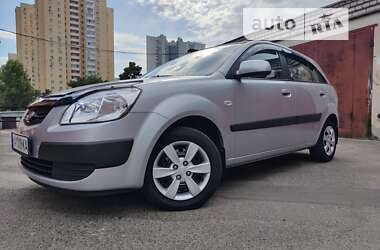 Хэтчбек Kia Rio 2009 в Киеве