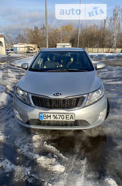 Седан Kia Rio 2013 в Ровно