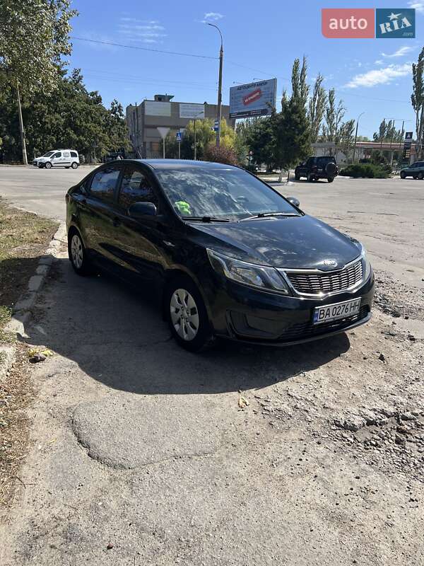 Седан Kia Rio 2012 в Херсоне