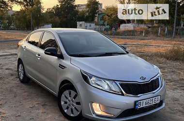 Седан Kia Rio 2012 в Києві