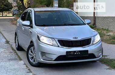 Седан Kia Rio 2011 в Харкові