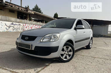 Хетчбек Kia Rio 2005 в Запоріжжі