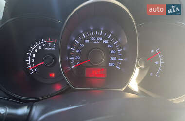 Седан Kia Rio 2012 в 