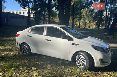 Kia Rio 2012 Kia Rio 2012