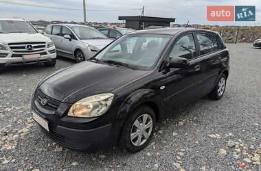 Хетчбек Kia Rio 2007 в Рівному