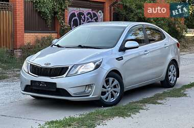 Седан Kia Rio 2011 в Харкові