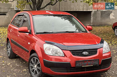 Хетчбек Kia Rio 2007 в Першотравенську