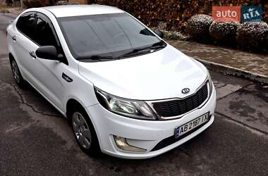 Седан Kia Rio 2012 в Виннице