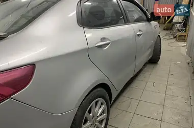 Kia Rio 2013