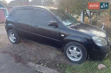 Хэтчбек Kia Rio 2006 в Подольске