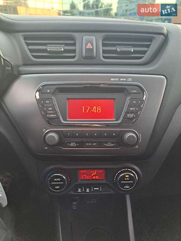 Седан Kia Rio 2013 в Харькове