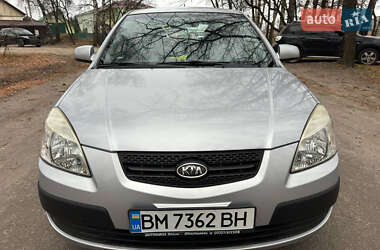 Хетчбек Kia Rio 2006 в Охтирці