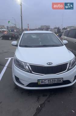 Седан Kia Rio 2013 в 