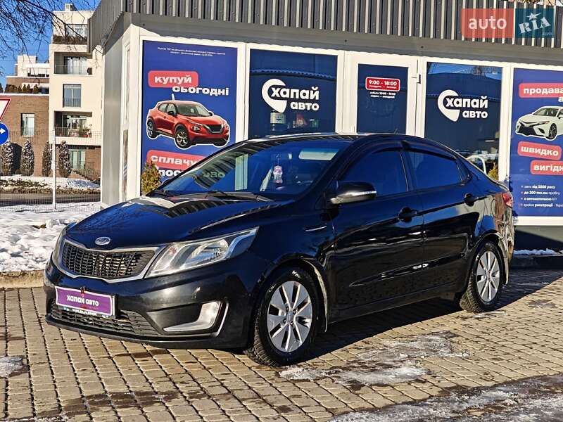 Седан Kia Rio 2012 в Львові