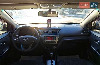 Седан Kia Rio 2012 в Львові