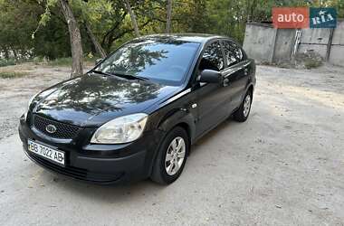 Седан Kia Rio 2008 в Кропивницькому