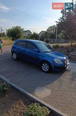 Хетчбек Kia Rio 2007 в Дніпрі