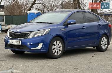 Седан Kia Rio 2013 в Києві