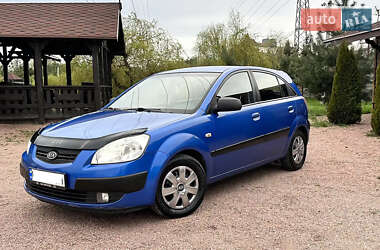 Хетчбек Kia Rio 2006 в Києві