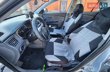 Седан Kia Rio 2010 в Черкасах