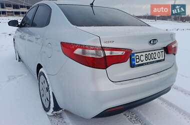 Седан Kia Rio 2012 в Львове