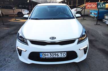 Седан Kia Rio 2018 в Одесі