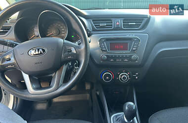 Седан Kia Rio 2013 в Ирпене