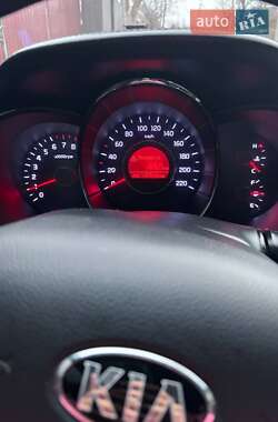 Седан Kia Rio 2013 в 